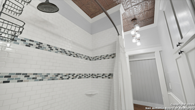 Image 24 of 38 For 486 South E