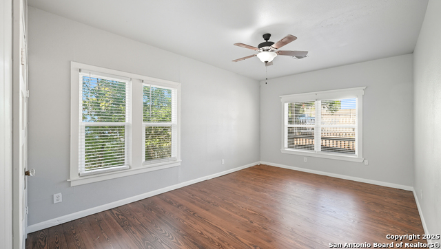 Image 28 of 38 For 486 South E