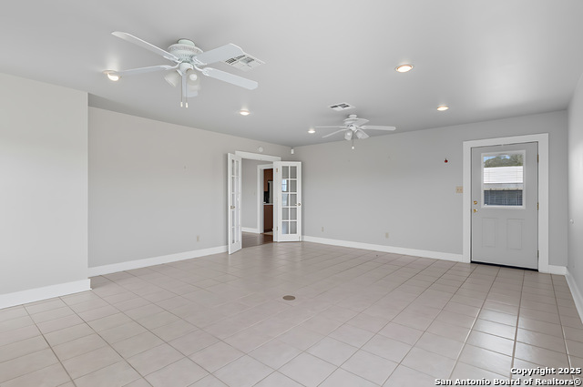 Listing photo id 31 for 3752 Fm 77  