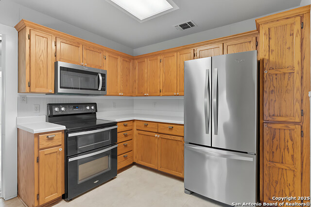 Listing photo id 44 for 3752 Fm 77  