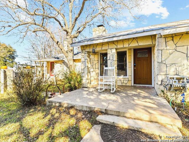 Image 3 of 36 For 973 F Farm To Market Road 1077