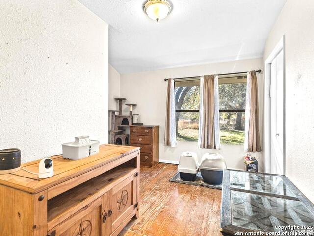 Image 8 of 36 For 973 F Farm To Market Road 1077