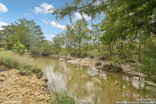 Details for 120 Rocky Creek Rd, Medina, TX 78055