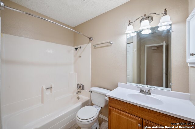Listing photo id 19 for 16355 Bitter Creek