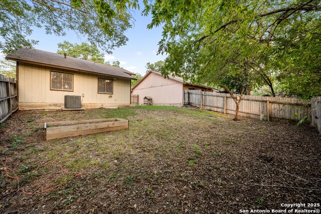 Listing photo id 23 for 16355 Bitter Creek