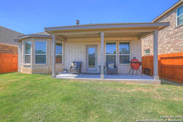 Image 37 of 40 For 2223 Bluewood