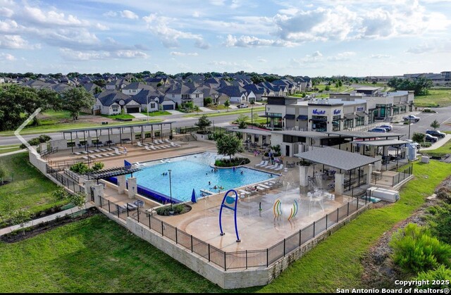 Image 40 of 40 For 2223 Bluewood