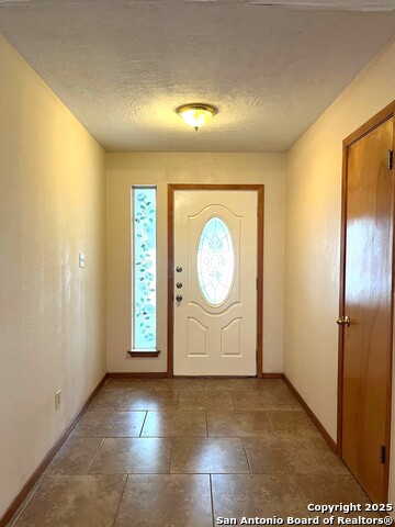 Image 3 of 15 For 917 Seminole