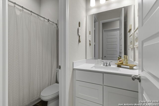 Listing photo id 25 for 1901 Creekview