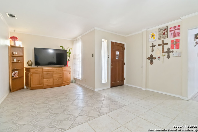 Image 7 of 31 For 5503 Hemphill