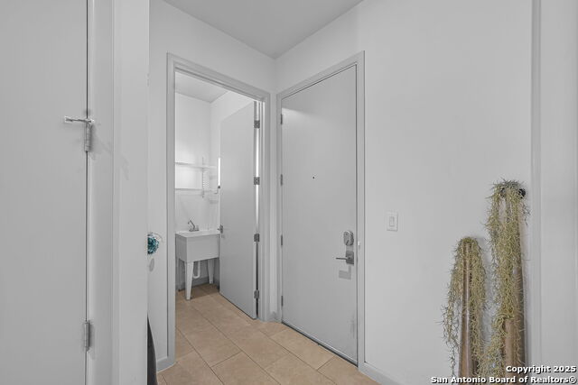 Image 17 of 30 For 17902 La Cantera Unit 216