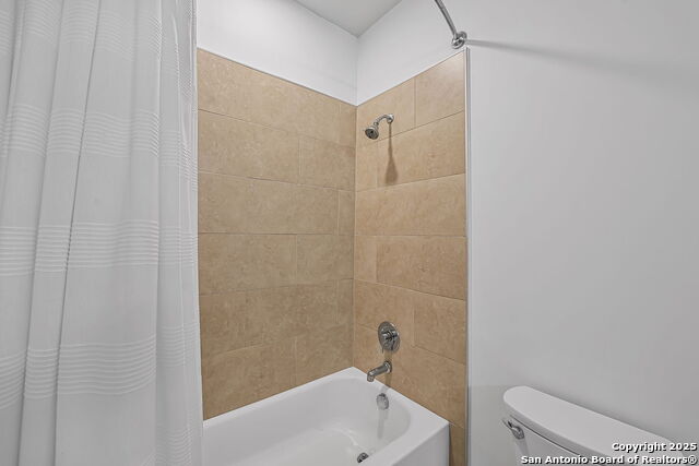 Image 20 of 30 For 17902 La Cantera Unit 216