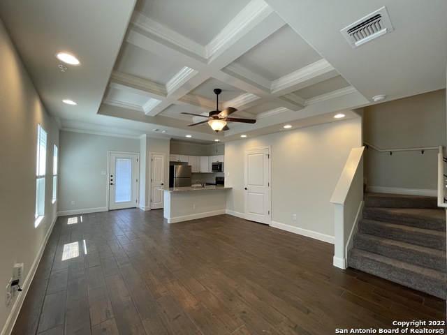Listing photo id 0 for 6423 Melanzane Ave  102