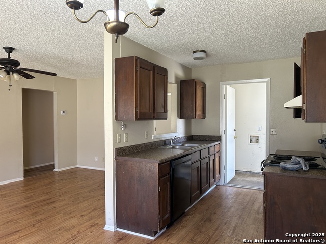 Image 3 of 4 For 5223 Galacino St