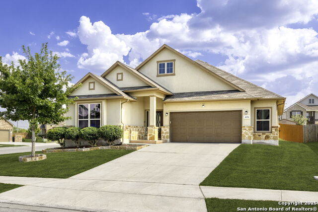 Image 2 of 37 For 4696 Grey Sotol