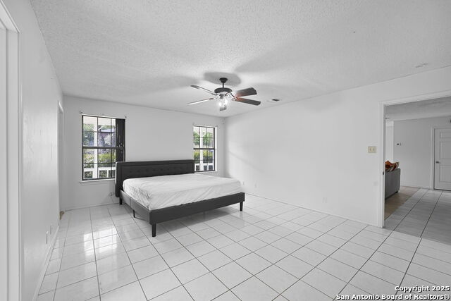 Image 11 of 46 For 3161 Tanglewood Trl