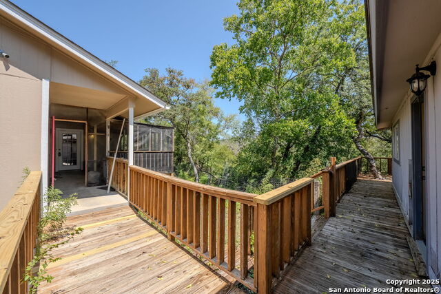 Image 16 of 46 For 3161 Tanglewood Trl