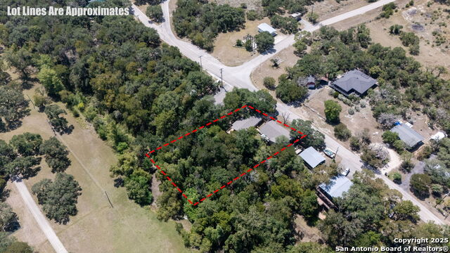 Image 37 of 46 For 3161 Tanglewood Trl