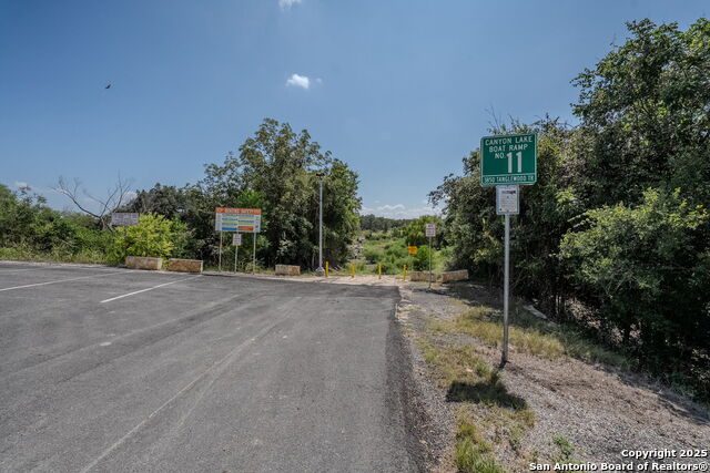 Image 42 of 46 For 3161 Tanglewood Trl