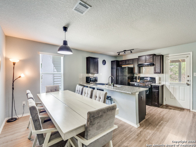 Image 4 of 21 For 11326 Babcock Bnd