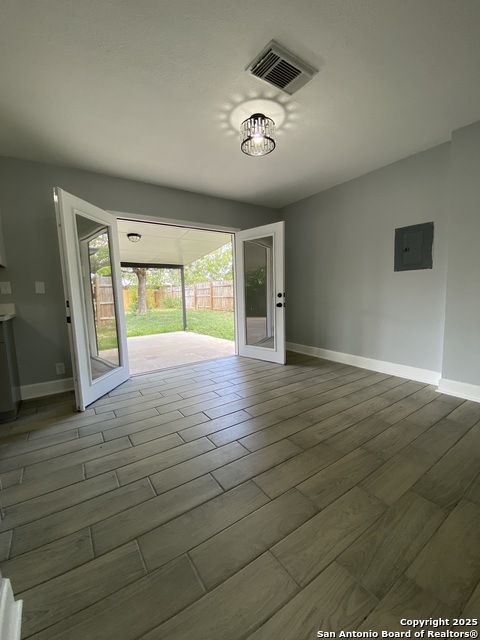 Image 6 of 32 For 2515 Westgard Pass