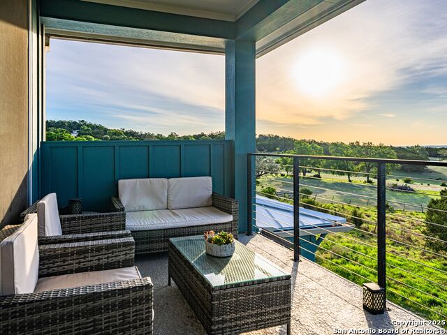 Image 42 of 74 For 554 Seven Falls Dr