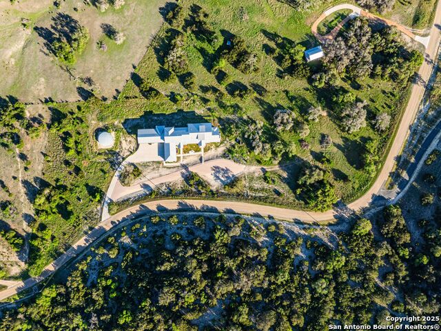 Image 45 of 74 For 554 Seven Falls Dr