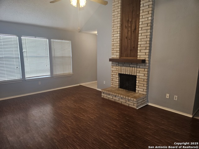 Image 2 of 26 For 10114 Terra Oak