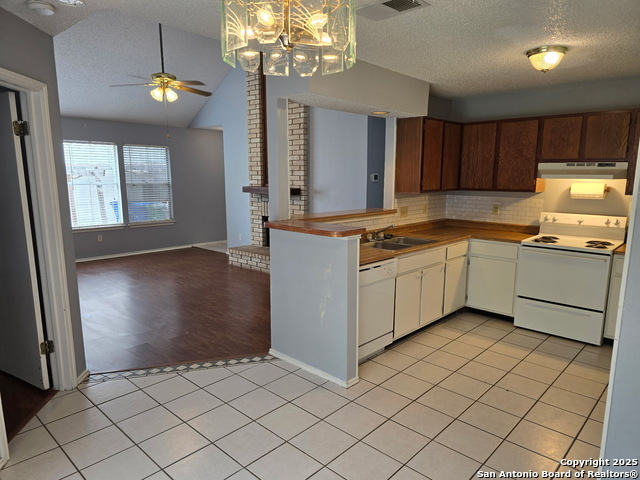 Image 7 of 26 For 10114 Terra Oak