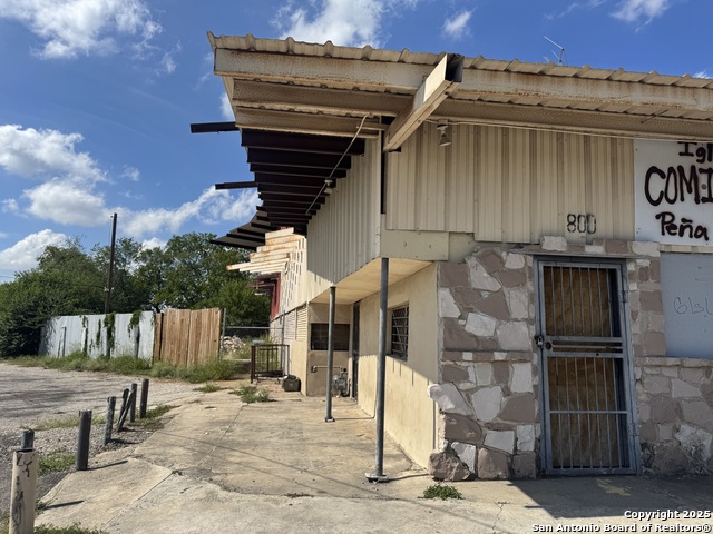 Image 3 of 15 For 800 Cincinnati