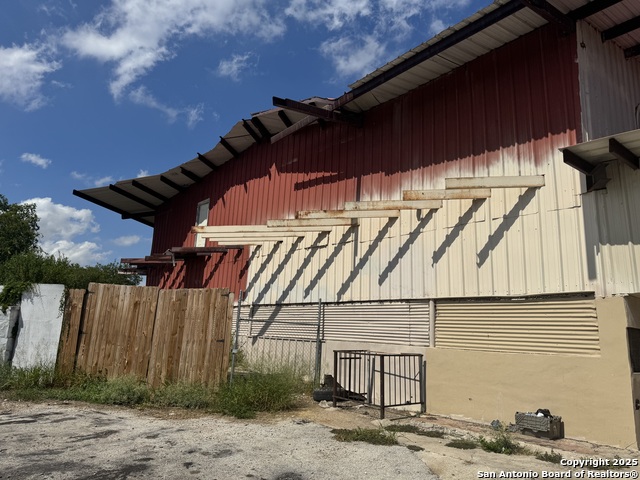 Image 7 of 15 For 800 Cincinnati