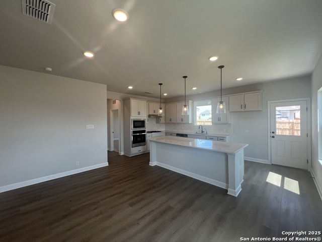 Image 16 of 45 For 7032 Sycamore Hollow
