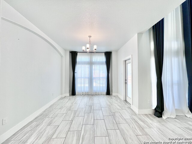Listing photo id 19 for 15110 Westface