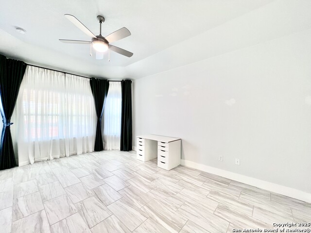 Listing photo id 22 for 15110 Westface
