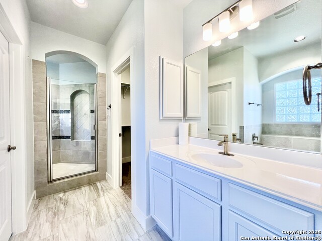 Listing photo id 25 for 15110 Westface