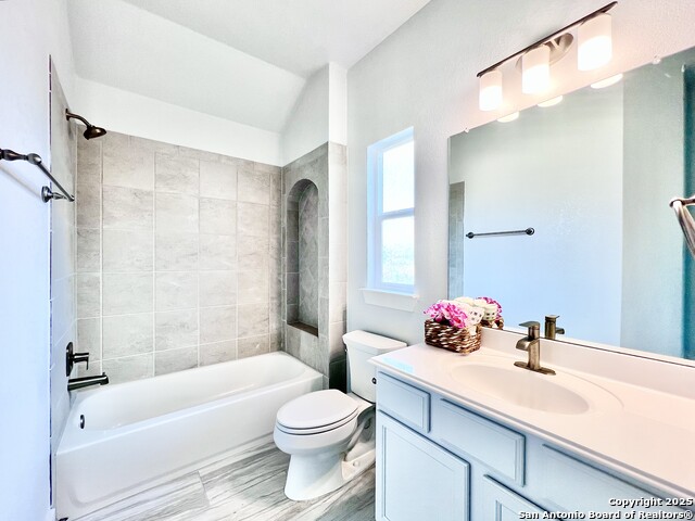 Listing photo id 42 for 15110 Westface