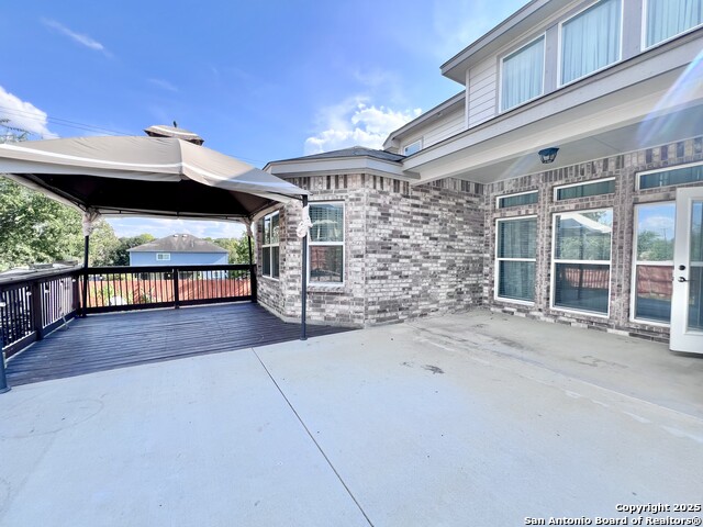 Listing photo id 44 for 15110 Westface
