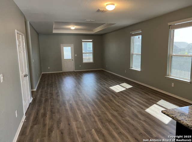 Image 4 of 11 For 326 Pollock