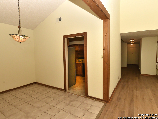 Image 16 of 37 For 15623 Boulder Creek St