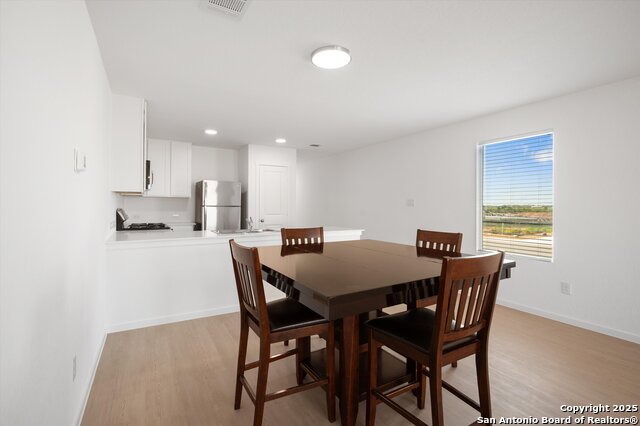 Image 13 of 32 For 3756 Axis Hill