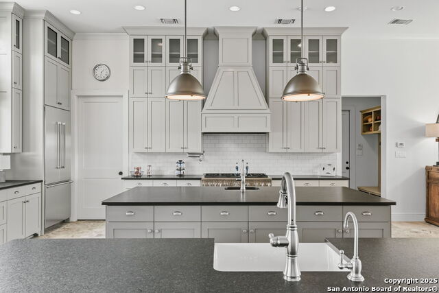 Image 17 of 93 For 1043 Twin River