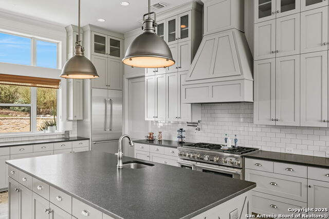 Image 18 of 93 For 1043 Twin River