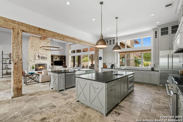 Image 25 of 93 For 1043 Twin River