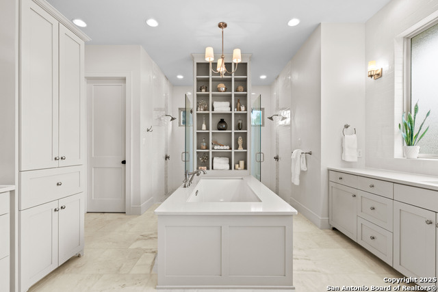 Image 36 of 93 For 1043 Twin River