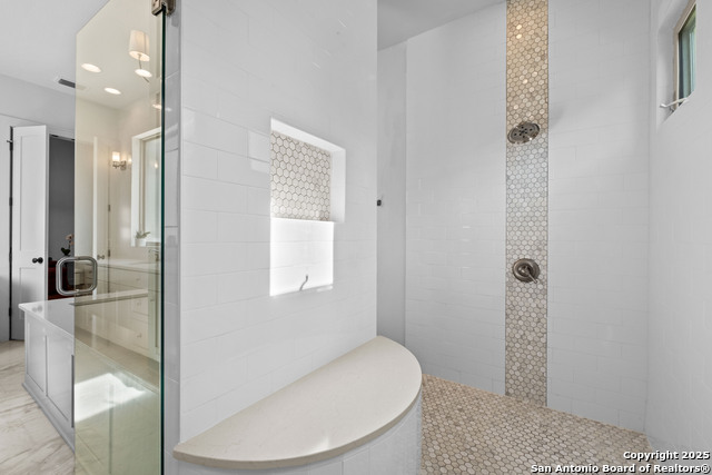 Image 43 of 93 For 1043 Twin River