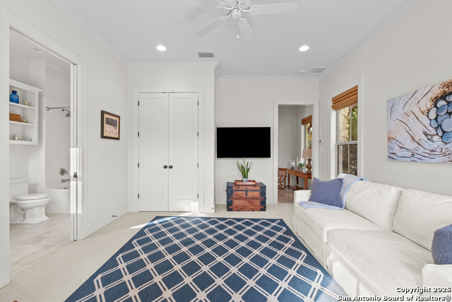 Image 46 of 93 For 1043 Twin River