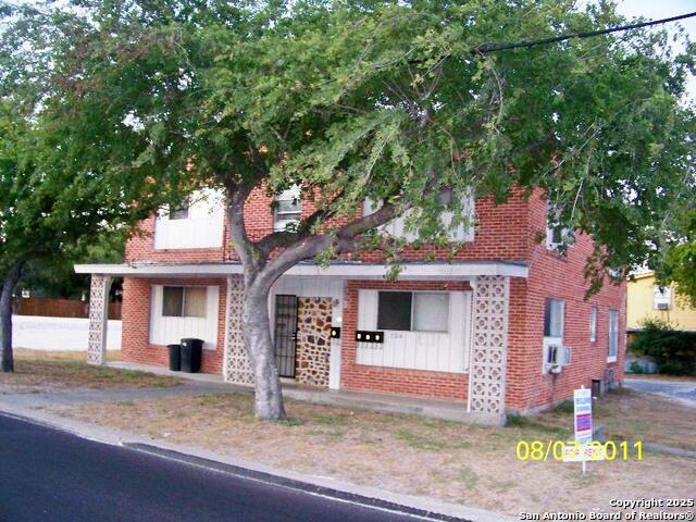Details for 704 Washington N 3 Or, Beeville, TX 78102