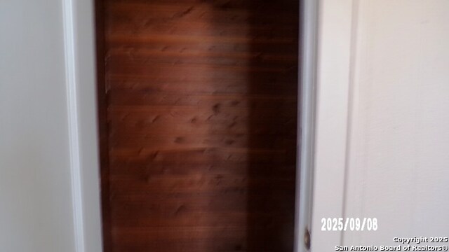 Image 10 of 20 For 704 Washington N 3 Or