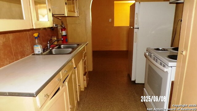 Image 11 of 20 For 704 Washington N 3 Or