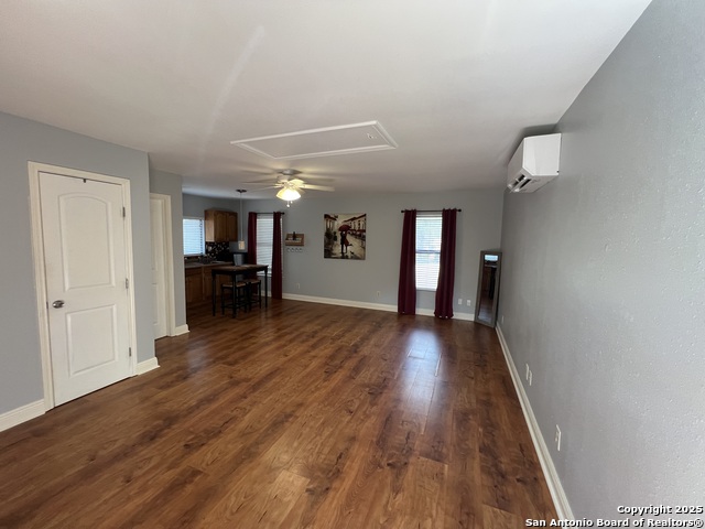 Image 10 of 16 For 16426 Hornet Creek  Garag